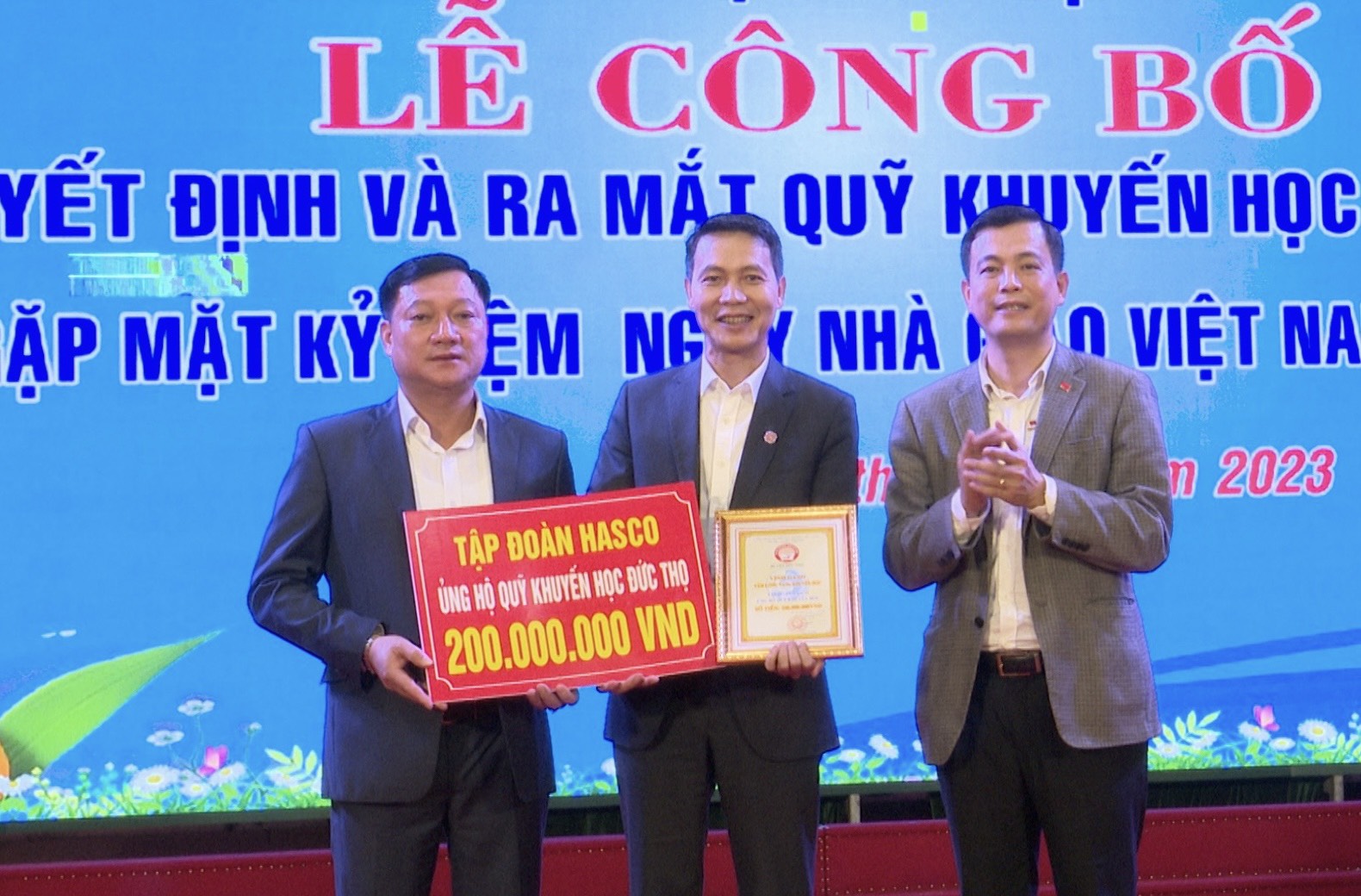 HASCO Holdings tham dự Lễ công bố quyết định và ra mắt Quỹ khuyến học Đức Thọ, tỉnh Hà Tĩnh!