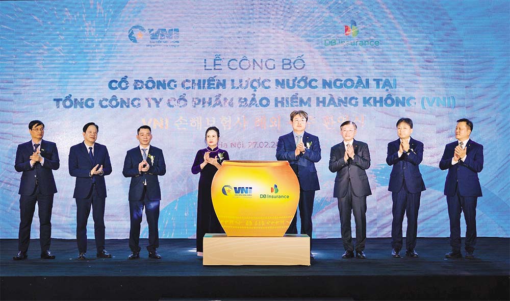 “Nóng” M&A ngành tài chính ngay từ đầu năm